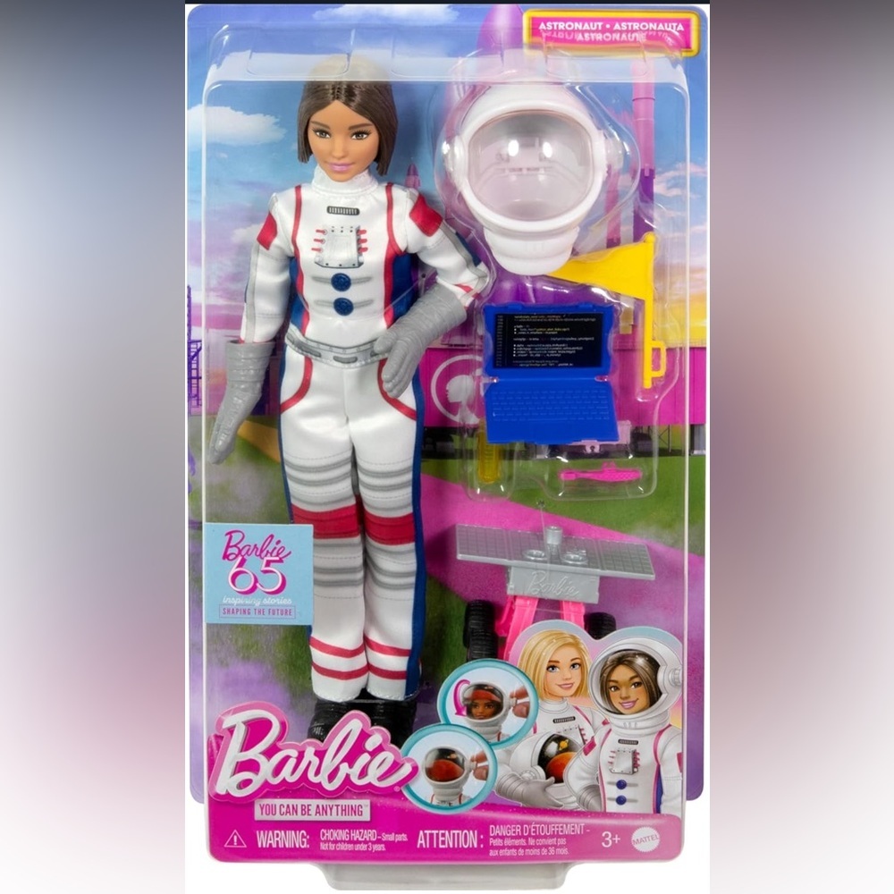 NEW 🆕 Barbie Space Explorer Astronaut Doll and accessories